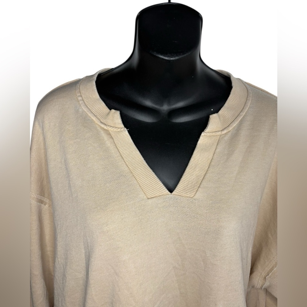 ARIAT WOMENS UNWIND
SWEATSHIRT TANNIN Beige Top sweater sz M - Picture 8 of 13